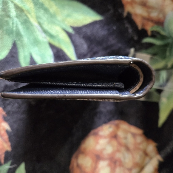 Michael Kors EUC Bifold Snap Floral Print Leather Wallet - Picture 5 of 9